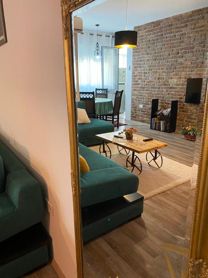 Ultra Apartments 'New Baazar' Tiranë Ngoại thất bức ảnh