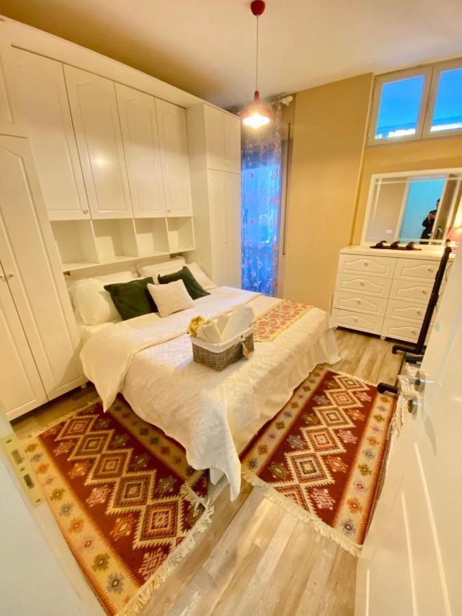 Ultra Apartments 'New Baazar' Tiranë Ngoại thất bức ảnh