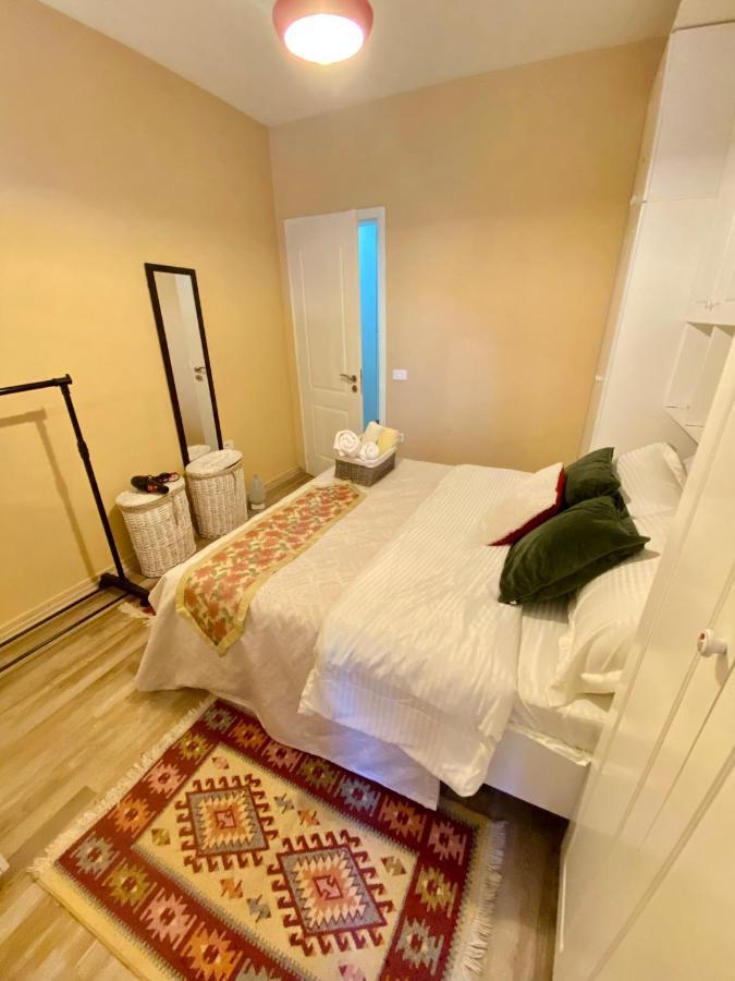 Ultra Apartments 'New Baazar' Tiranë Ngoại thất bức ảnh