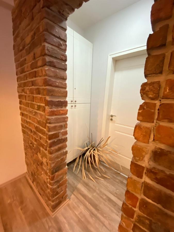 Ultra Apartments 'New Baazar' Tiranë Ngoại thất bức ảnh